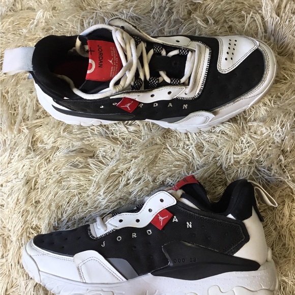 JORDAN Mens size 7.5 23 DELTA 2 SNEAKERS - Picture 2 of 6